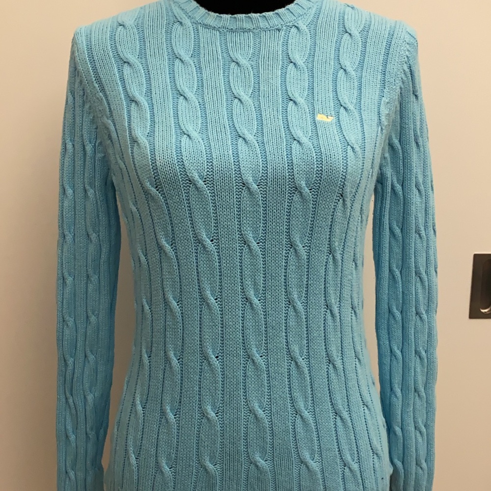 Vineyard Vines cable knit sweater